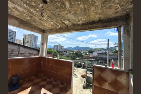 Casa à venda com 780m², 2 quartos e 1 vaga