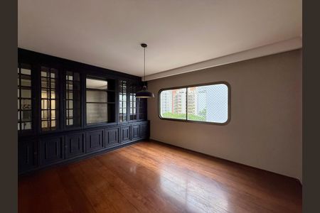 Apartamento à venda com 320m², 4 quartos e 4 vagasSala