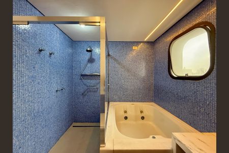 Apartamento à venda com 320m², 4 quartos e 4 vagasBanheiro Suíte 4