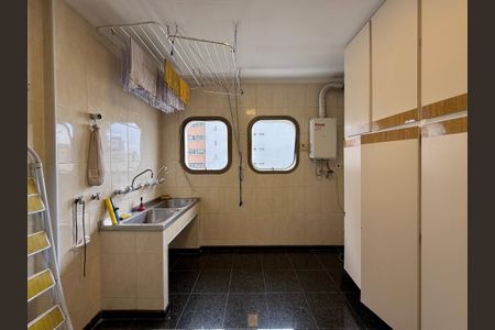 Apartamento à venda com 320m², 4 quartos e 4 vagasÁrea de Serviço