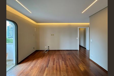 Apartamento à venda com 320m², 4 quartos e 4 vagasSuíte 4
