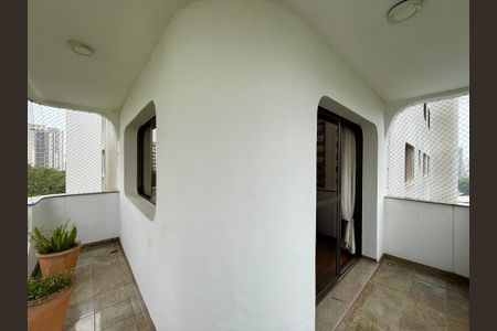 Apartamento à venda com 320m², 4 quartos e 4 vagasSacada 