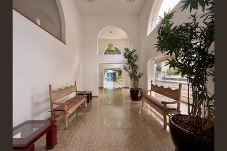 Apartamento à venda com 320m², 4 quartos e 4 vagasHall Social Bloco