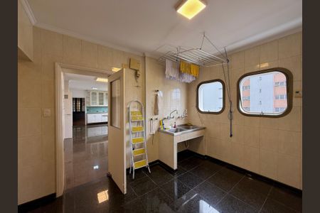 Apartamento à venda com 320m², 4 quartos e 4 vagasÁrea de Serviço