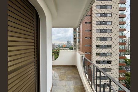 Apartamento à venda com 320m², 4 quartos e 4 vagasSacada Suíte 4