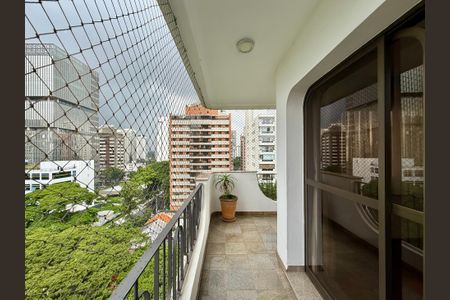 Apartamento à venda com 320m², 4 quartos e 4 vagasSacada 