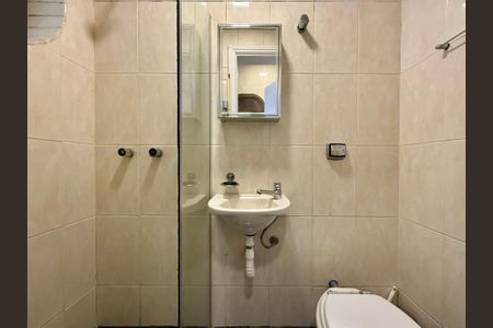 Apartamento à venda com 320m², 4 quartos e 4 vagasBanheiro de Serviço