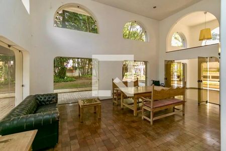 Apartamento à venda com 320m², 4 quartos e 4 vagasSalão de Festas