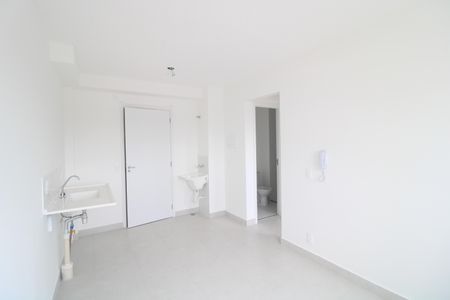 Sala de apartamento para alugar com 2 quartos, 31m² em Socorro, São Paulo