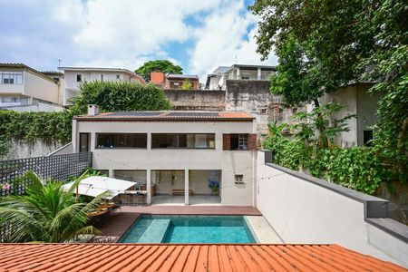 Casa para alugar com 332m², 5 quartos e 3 vagasVista do Quarto 2