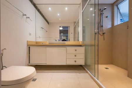 Apartamento para alugar com 160m², 3 quartos e 1 vagaSuíte