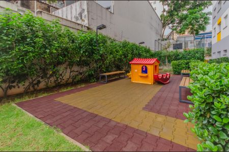 Apartamento para alugar com 38m², 2 quartos e sem vagaÁrea comum - Playground
