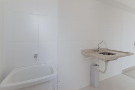 Apartamento para alugar com 38m², 2 quartos e sem vagaCozinha e Área de Serviço