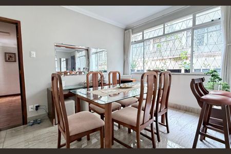 Apartamento à venda com 4 quartos, 127m² em Carmo, Belo Horizonte