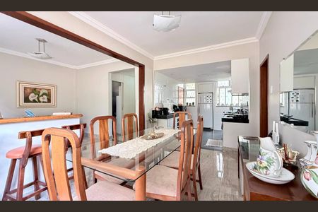 Apartamento à venda com 4 quartos, 127m² em Carmo, Belo Horizonte