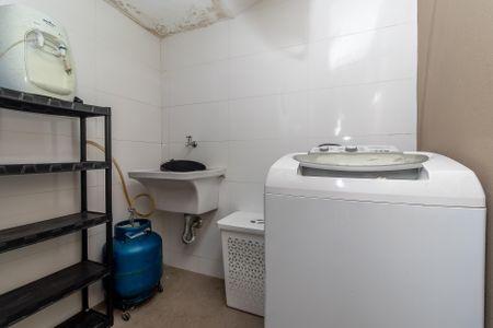 Casa à venda com 380m², 4 quartos e 2 vagasÁrea de Serviço