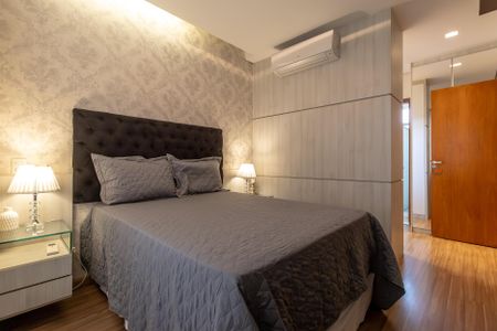 Casa à venda com 380m², 4 quartos e 2 vagasQuarto 1