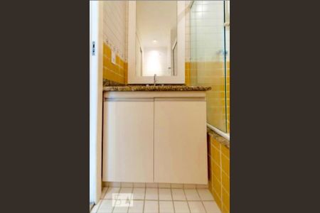 Apartamento para alugar com 126m², 3 quartos e 1 vaga Apartamento para alugar com 126m², 3 quartos e 1 vagaBanheiro