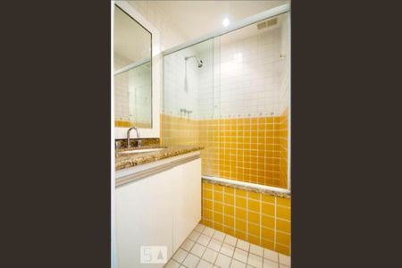 Apartamento para alugar com 126m², 3 quartos e 1 vaga Apartamento para alugar com 126m², 3 quartos e 1 vagaBanheiro