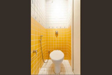 Apartamento para alugar com 126m², 3 quartos e 1 vaga Apartamento para alugar com 126m², 3 quartos e 1 vagaBanheiro