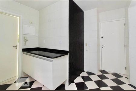 Apartamento para alugar com 126m², 3 quartos e 1 vaga Apartamento para alugar com 126m², 3 quartos e 1 vagaCozinha