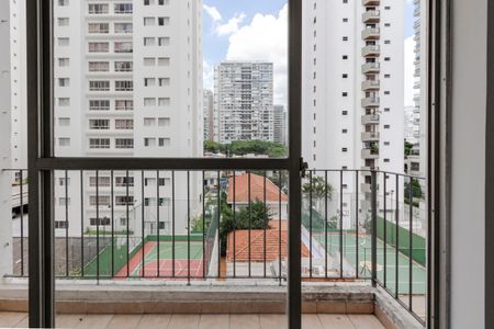 Apartamento à venda com 70m², 2 quartos e 1 vagaVaranda