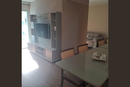 Apartamento para alugar com 75m², 2 quartos e 1 vagaSala