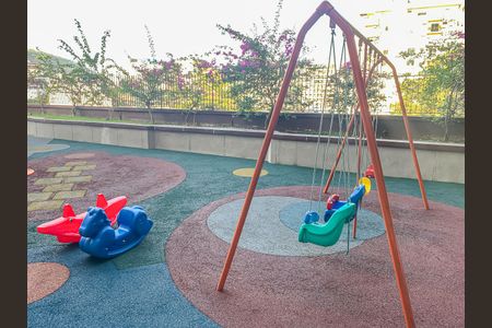 Apartamento à venda com 90m², 2 quartos e 1 vaga