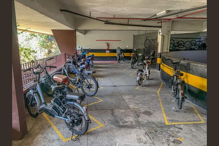 Apartamento à venda com 90m², 2 quartos e 1 vaga