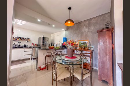 Apartamento à venda com 90m², 2 quartos e 1 vaga