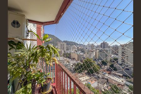 Apartamento à venda com 90m², 2 quartos e 1 vaga