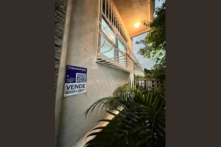 Apartamento à venda com 115m², 3 quartos e 1 vaga Apartamento à venda com 115m², 3 quartos e 1 vagaPlaca