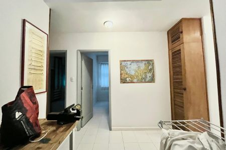 Sala de estar de apartamento à venda com 3 quartos, 115m² em Jardim Botânico, Rio de Janeiro
