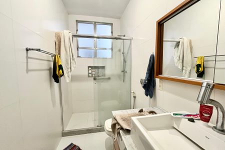 Apartamento à venda com 115m², 3 quartos e 1 vaga Apartamento à venda com 115m², 3 quartos e 1 vagaBanheiro 2