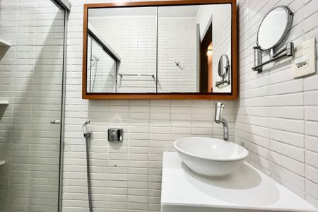 Apartamento à venda com 115m², 3 quartos e 1 vaga Apartamento à venda com 115m², 3 quartos e 1 vagaBanheiro 1