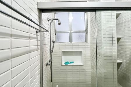 Apartamento à venda com 115m², 3 quartos e 1 vaga Apartamento à venda com 115m², 3 quartos e 1 vagaBanheiro 1