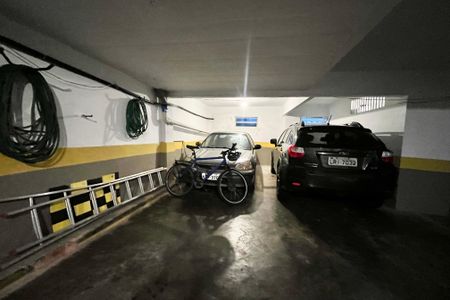 Apartamento à venda com 115m², 3 quartos e 1 vaga Apartamento à venda com 115m², 3 quartos e 1 vagaGaragem