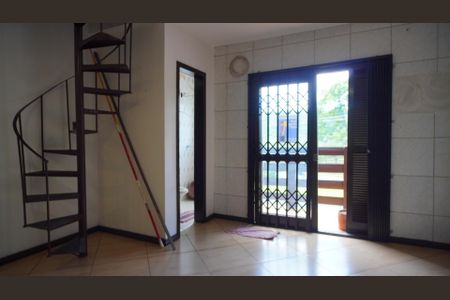 Sala de apartamento à venda com 3 quartos, 140m² em Partenon, Porto Alegre