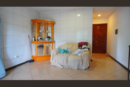 Apartamento à venda com 140m², 3 quartos e 1 vaga Apartamento à venda com 140m², 3 quartos e 1 vagaSala
