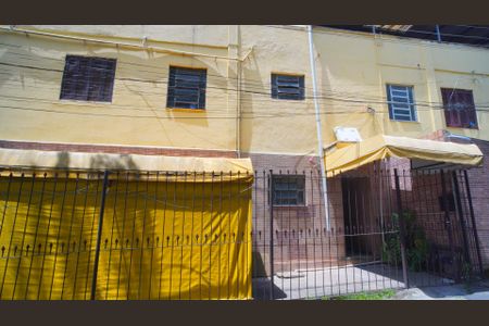 Apartamento à venda com 140m², 3 quartos e 1 vaga Apartamento à venda com 140m², 3 quartos e 1 vagaFachada