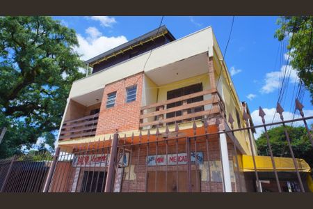 Apartamento à venda com 140m², 3 quartos e 1 vaga Apartamento à venda com 140m², 3 quartos e 1 vagaImóvel com varanda para avenida principal