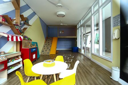 Apartamento à venda com 126m², 3 quartos e 3 vagasÁrea comum - Playground