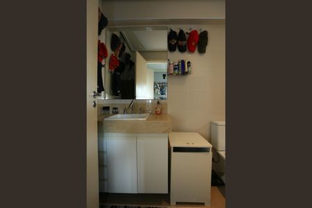 Apartamento à venda com 126m², 3 quartos e 3 vagasBanheiro da Suíte 1