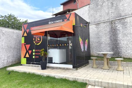 Apartamento para alugar com 56m², 2 quartos e 1 vaga Apartamento para alugar com 56m², 2 quartos e 1 vagaÁrea comum - Mini Mercado