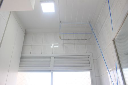 Apartamento à venda com 67m², 2 quartos e 1 vagaÁrea de Serviço