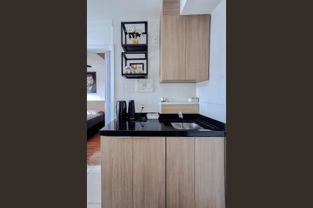 Apartamento à venda com 28m², 1 quarto e sem vagaCozinha e Área de Serviço