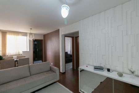 Apartamento à venda com 3 quartos, 68m² em Parque São Pedro, Belo Horizonte