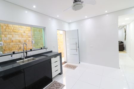 Casa à venda com 125m², 3 quartos e 2 vagasCozinha