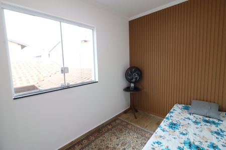 Casa à venda com 125m², 3 quartos e 2 vagasQuarto 3