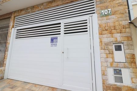 Casa à venda com 125m², 3 quartos e 2 vagasFachada